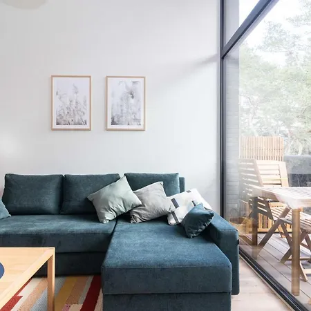 Vanagupes Park Apartments, By Cohost * פלאנגה