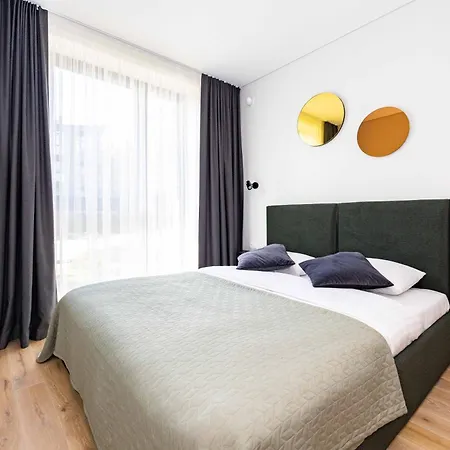 Vanagupes Park Apartments, By Cohost Апартаменты *