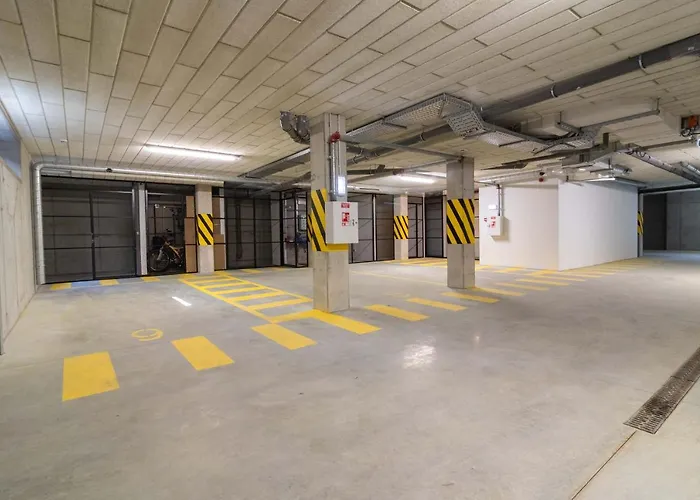 Vanagupes Park Apartments, By Cohost *